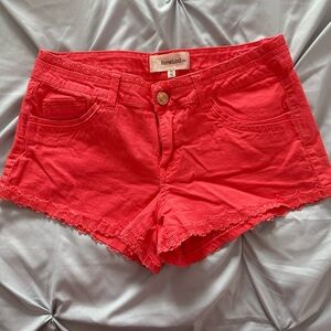 Rewind Coral Shorts with Lace Hem Junior’s Size 11 2” Inseam